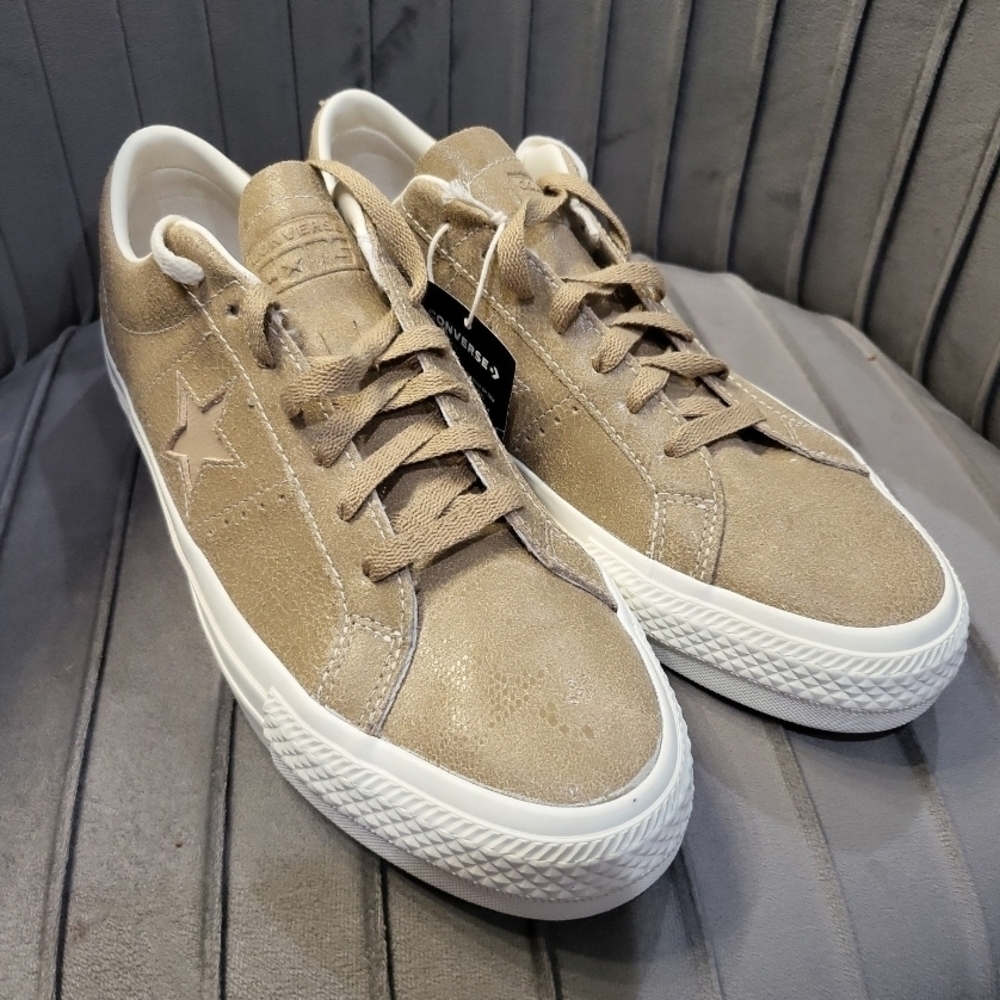 Converse Men's Tan Sneakers